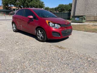 2014 Kia Rio LX - Exterior Front Right Corner Image